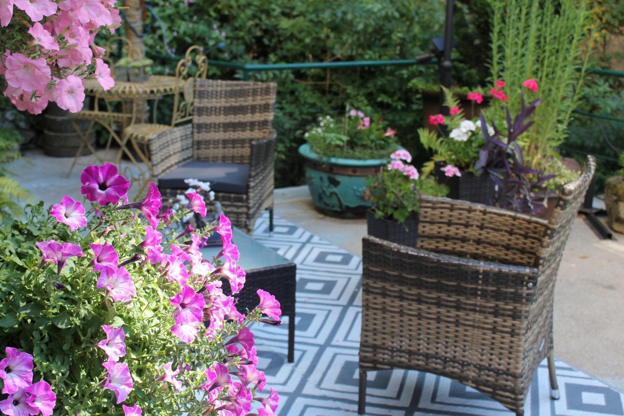 Chambre Bounty, B&B, Cuisine Privee, Lit Queen Size, Terrasse, Parking, Garage Olliergues Exteriör bild