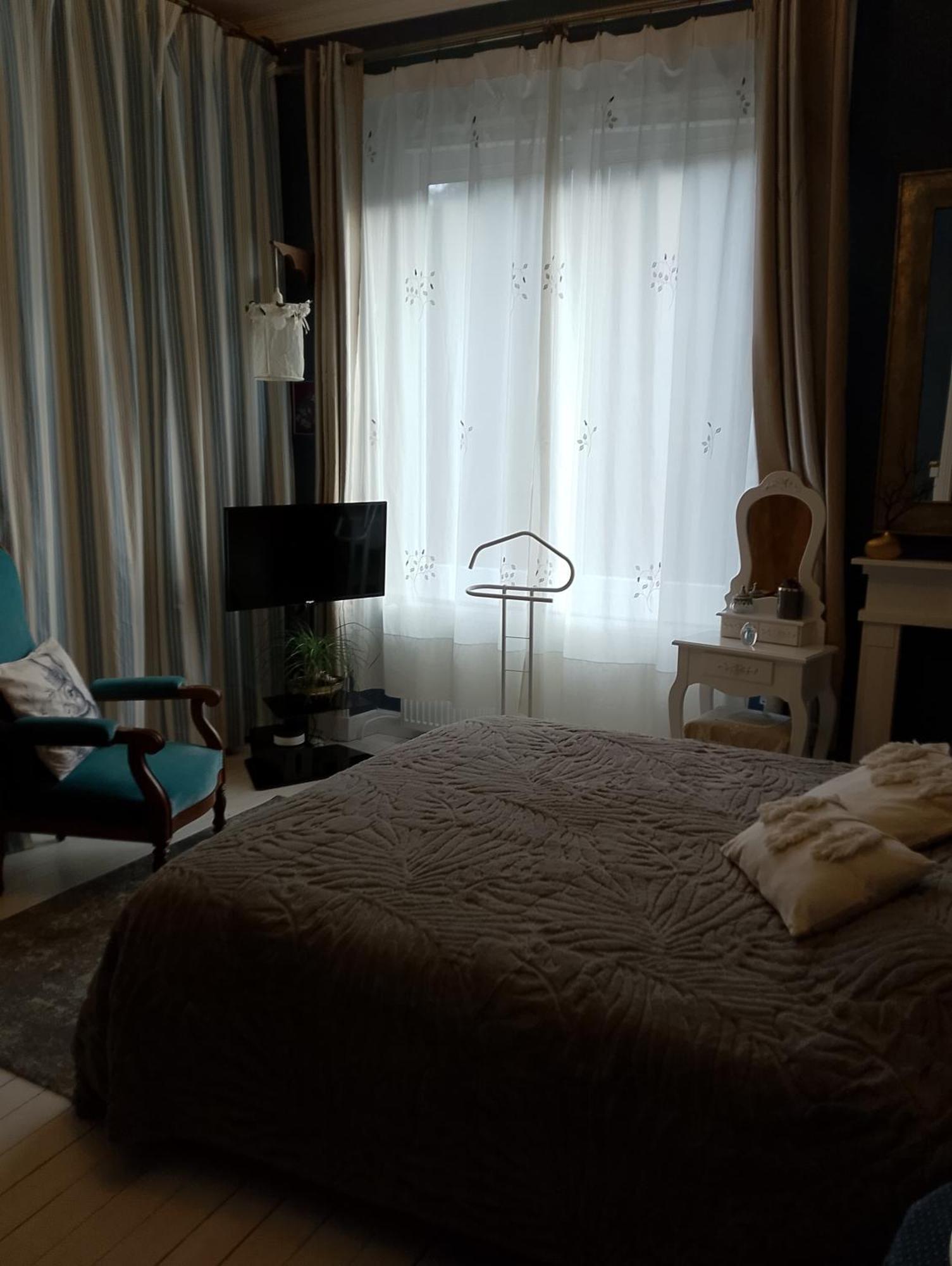 Chambre Bounty, B&B, Cuisine Privee, Lit Queen Size, Terrasse, Parking, Garage Olliergues Exteriör bild