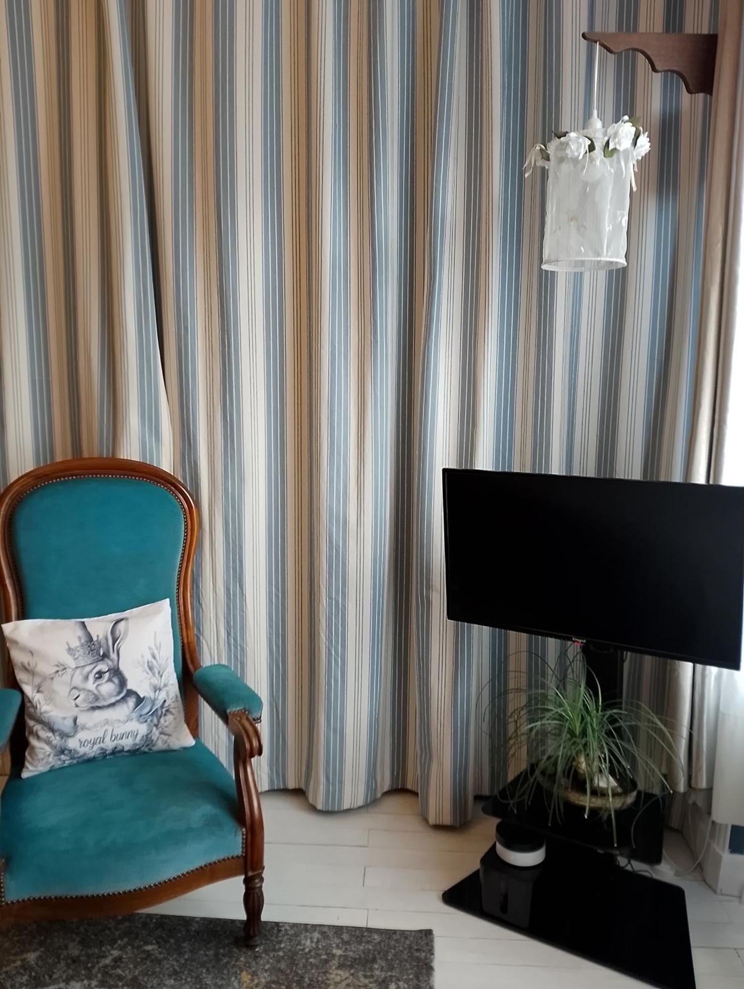 Chambre Bounty, B&B, Cuisine Privee, Lit Queen Size, Terrasse, Parking, Garage Olliergues Exteriör bild